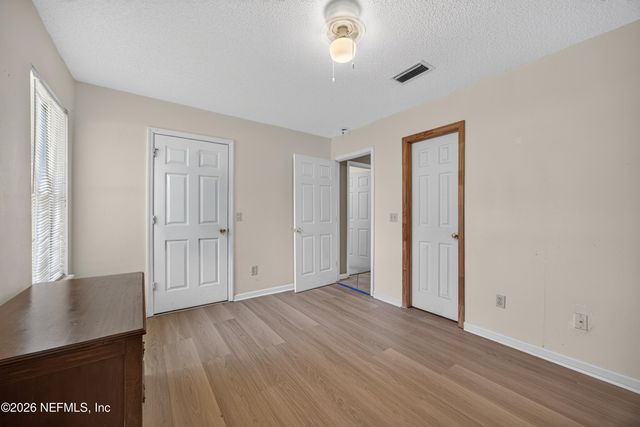 5375 DODGE Road, Jacksonville, FL 32209