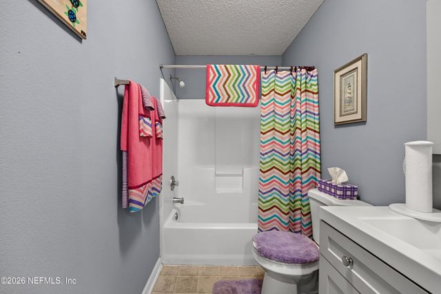 5375 DODGE Road, Jacksonville, FL 32209