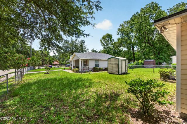 5375 DODGE Road, Jacksonville, FL 32209