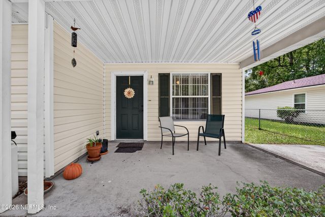 5375 DODGE Road, Jacksonville, FL 32209