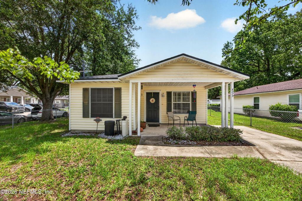 5375 DODGE Road, Jacksonville, FL 32209