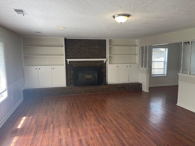 2373 W MONICA DR, Bartlett, TN 38134