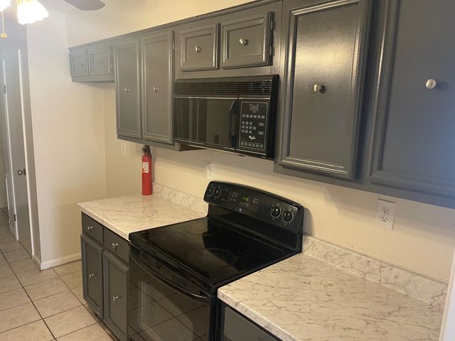 2373 W MONICA DR, Bartlett, TN 38134