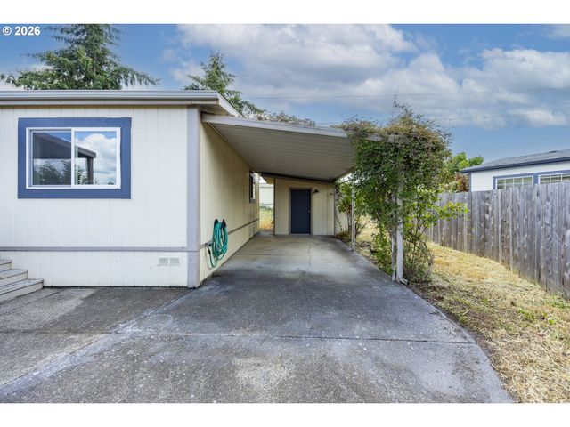 1939 MCDONALD Ct, Springfield, OR 97477