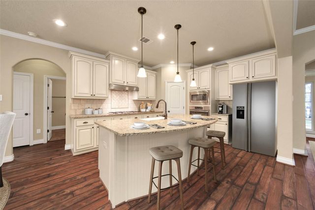 317 Ridgelake Scenic Drive, Montgomery, TX 77316