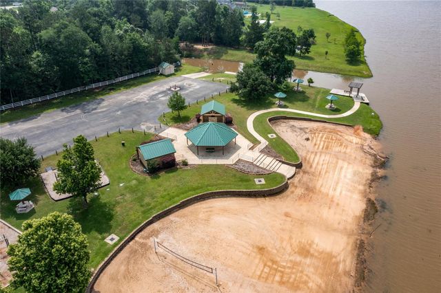 317 Ridgelake Scenic Drive, Montgomery, TX 77316