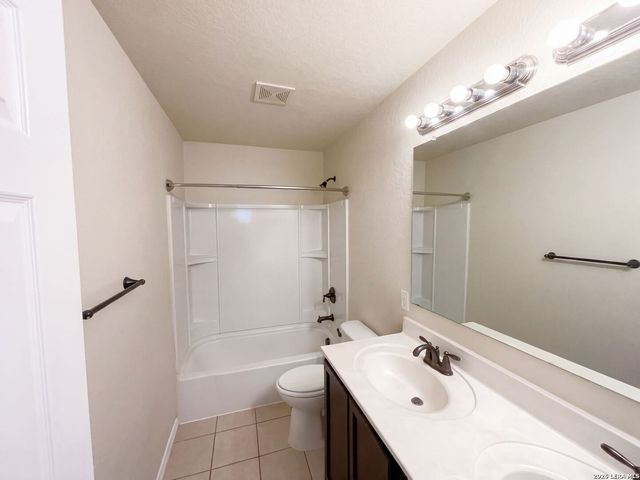 7618 PARAISO PT, Boerne, TX 78015