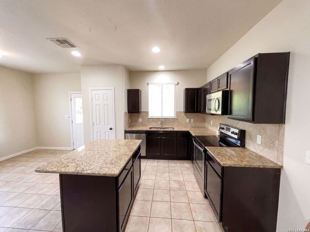 7618 PARAISO PT, Boerne, TX 78015