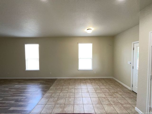 7618 PARAISO PT, Boerne, TX 78015