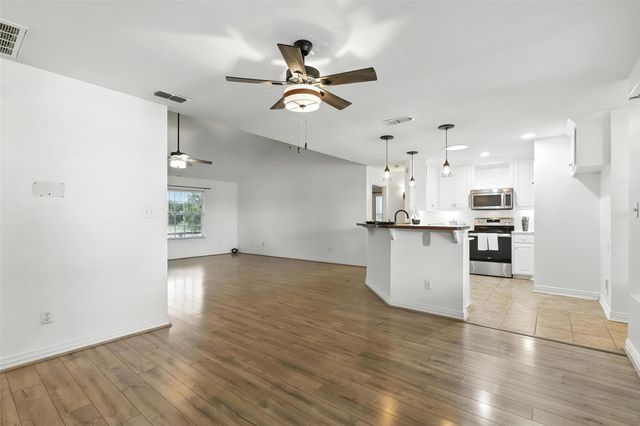 2801 County Road 206, Alvarado, TX 76009