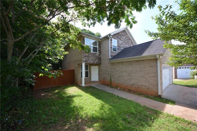 1550 Persimmon Trace, Morrow, GA 30260