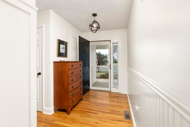 200 BEDFORD RD, Waynesboro, VA 22980