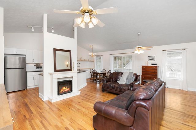 200 BEDFORD RD, Waynesboro, VA 22980