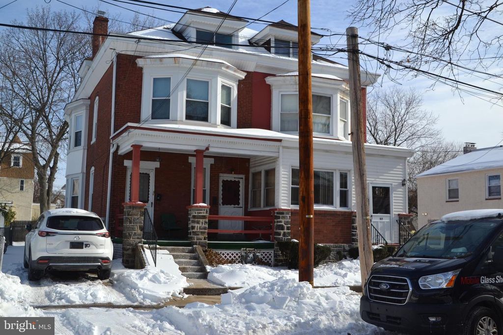 59 LEXINGTON AVE, Lansdowne, PA 19050