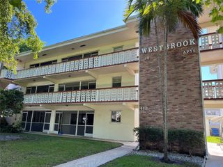 412 S Luna Court 2, Hollywood, FL 33021