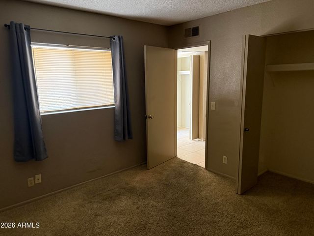 1126 E CHERYL Drive, Phoenix, AZ 85020