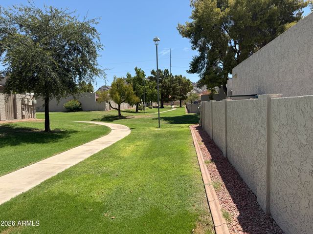 1126 E CHERYL Drive, Phoenix, AZ 85020