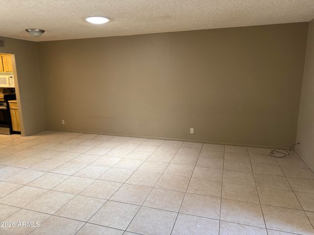 1126 E CHERYL Drive, Phoenix, AZ 85020