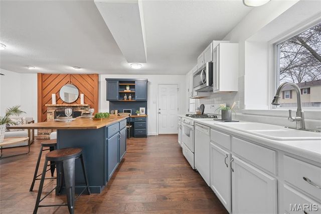 14 Dogwood Court, St Peters, MO 63376