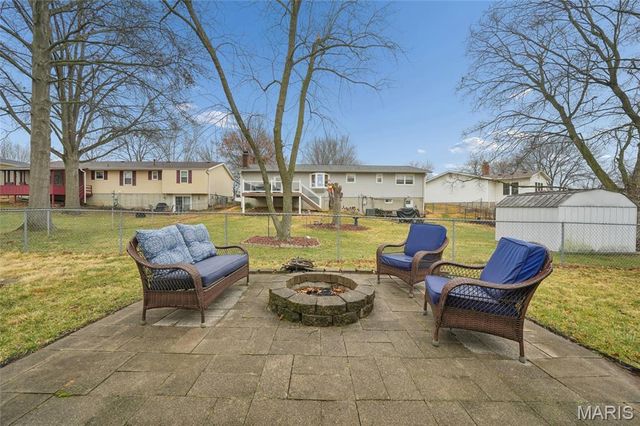 14 Dogwood Court, St Peters, MO 63376