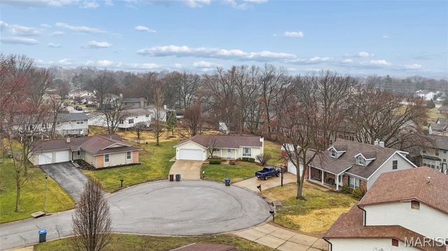 14 Dogwood Court, St Peters, MO 63376