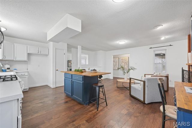 14 Dogwood Court, St Peters, MO 63376