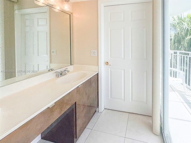 18000 N Bay Road 201, Sunny Isles Beach, FL 33160