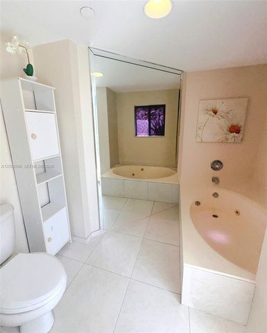 18000 N Bay Road 201, Sunny Isles Beach, FL 33160