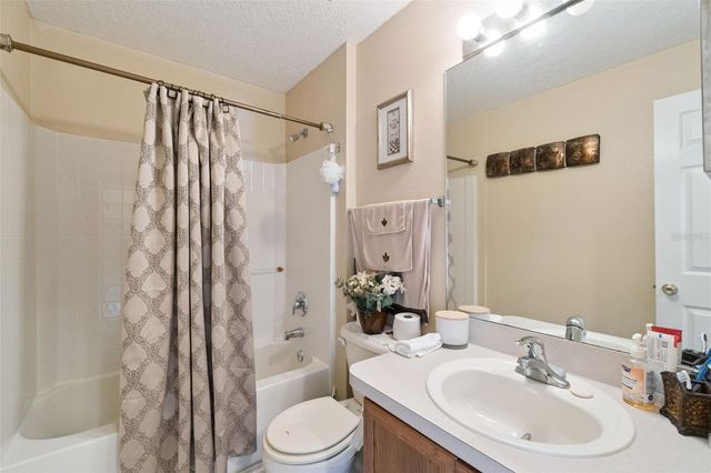 1504 FORT MEADE PLACE, Kissimmee, FL 34759