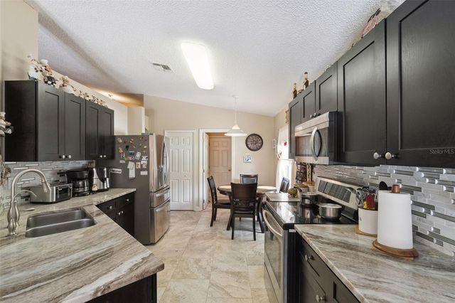 1504 FORT MEADE PLACE, Kissimmee, FL 34759