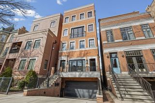 658 W Melrose Street 1, Chicago, IL 60657