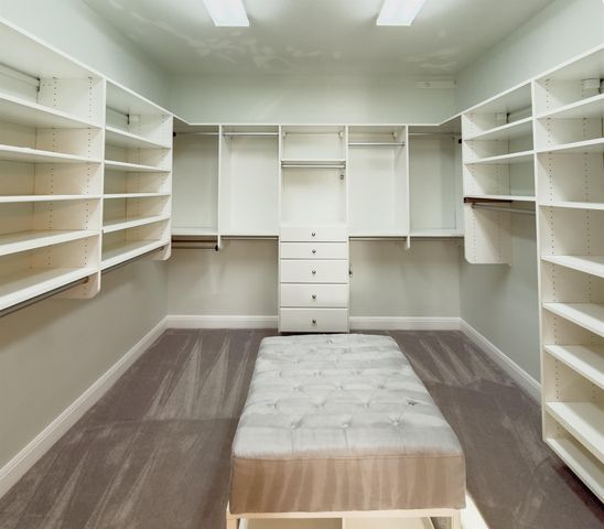 2906 Padina DR, Austin, TX 78733