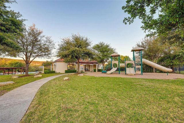 2906 Padina DR, Austin, TX 78733