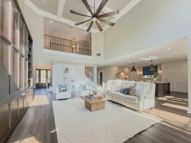 2906 Padina DR, Austin, TX 78733