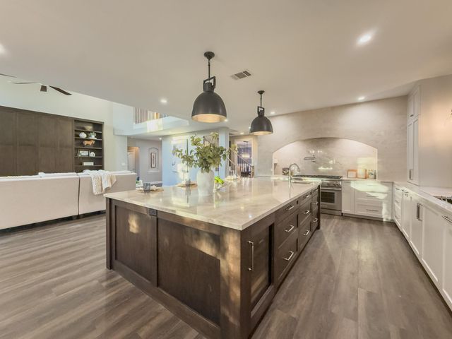 2906 Padina DR, Austin, TX 78733