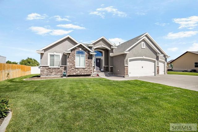 686 Tanglewood Drive, Rexburg, ID 83440