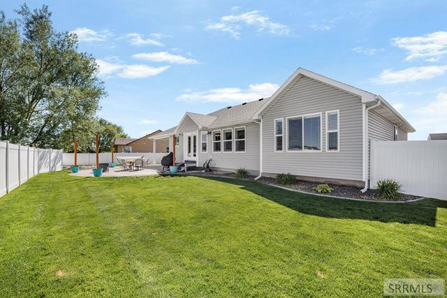 686 Tanglewood Drive, Rexburg, ID 83440