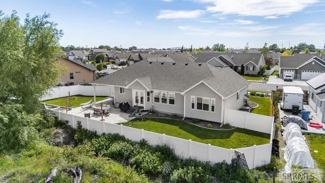 686 Tanglewood Drive, Rexburg, ID 83440