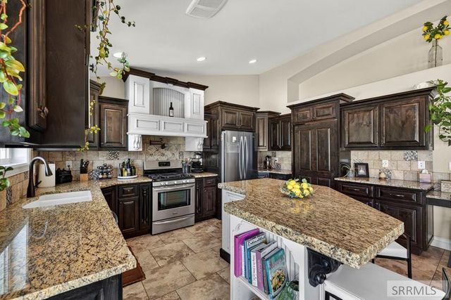 686 Tanglewood Drive, Rexburg, ID 83440