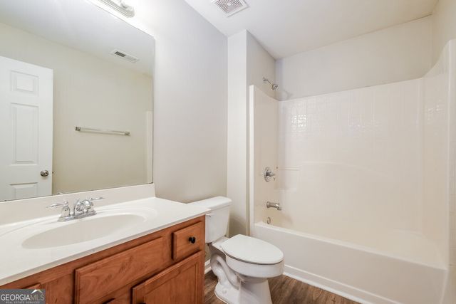 5 Hill Crest Circle, Hiram, GA 30141