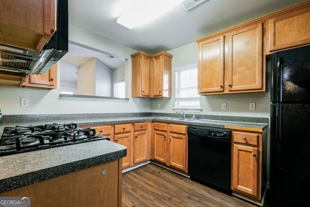 5 Hill Crest Circle, Hiram, GA 30141