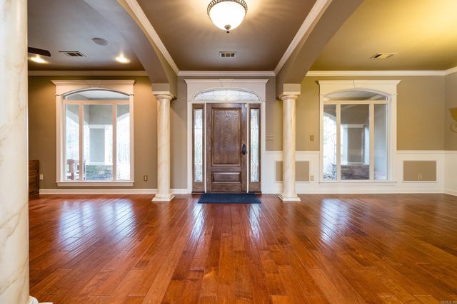 36 Reynard Estates Drive, Little Rock, AR 72210