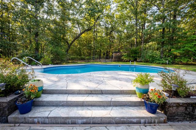 36 Reynard Estates Drive, Little Rock, AR 72210