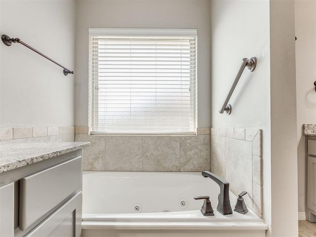 13604 Lark Lane, Oklahoma City, OK 73142