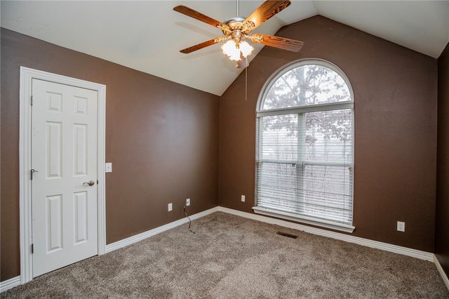 9 Alva Lane, Bella Vista, AR 72715