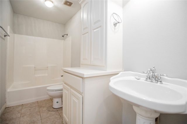 9 Alva Lane, Bella Vista, AR 72715