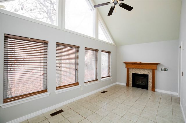 9 Alva Lane, Bella Vista, AR 72715