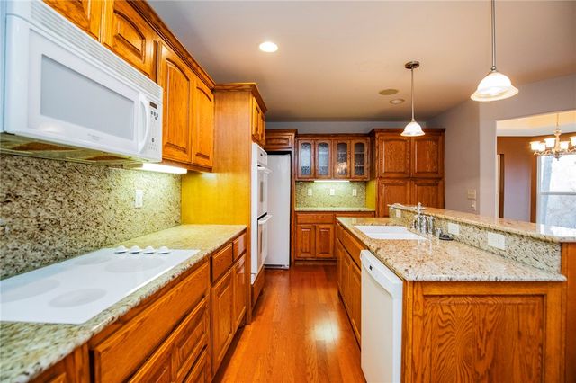 9 Alva Lane, Bella Vista, AR 72715