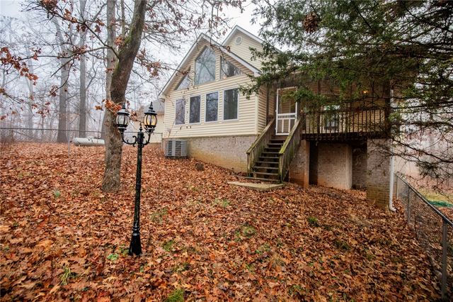 9 Alva Lane, Bella Vista, AR 72715