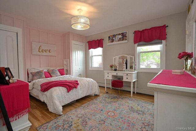 14 Mark Lane, Farmingville, NY 11738